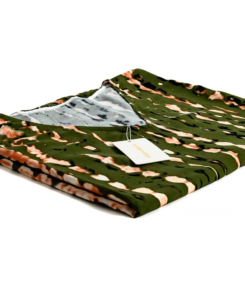 Lockerer, lässiger Kaftan