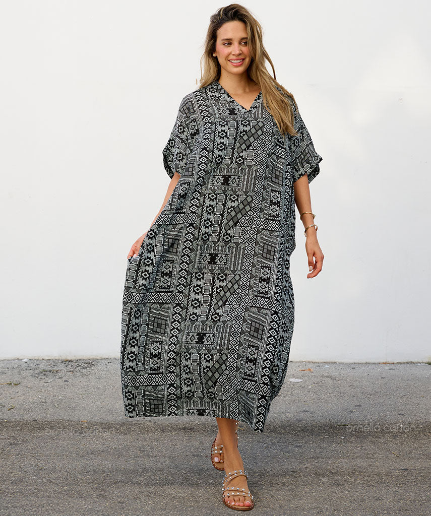 Lässiges Kleid mit Taschen