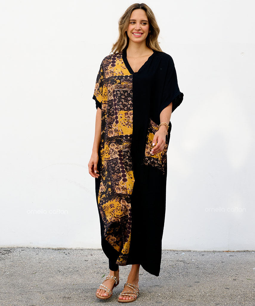 Lässiges Kleid mit einer Tasche