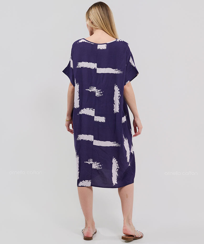 Kurzes, lässiges Taschenkleid