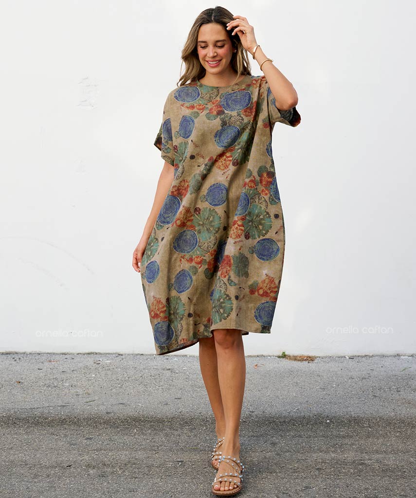Kurzes, lässiges Kleid mit Taschen