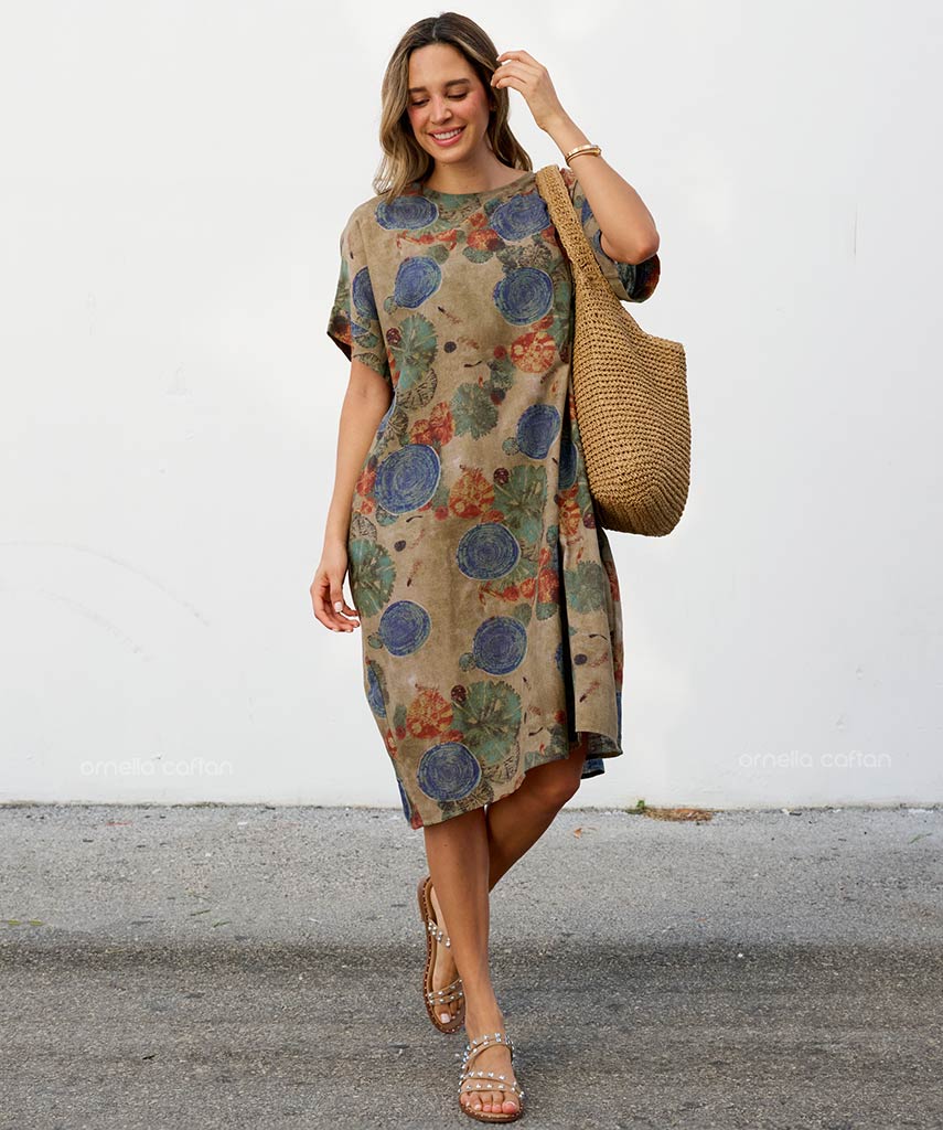 Kurzes, lässiges Kleid mit Taschen