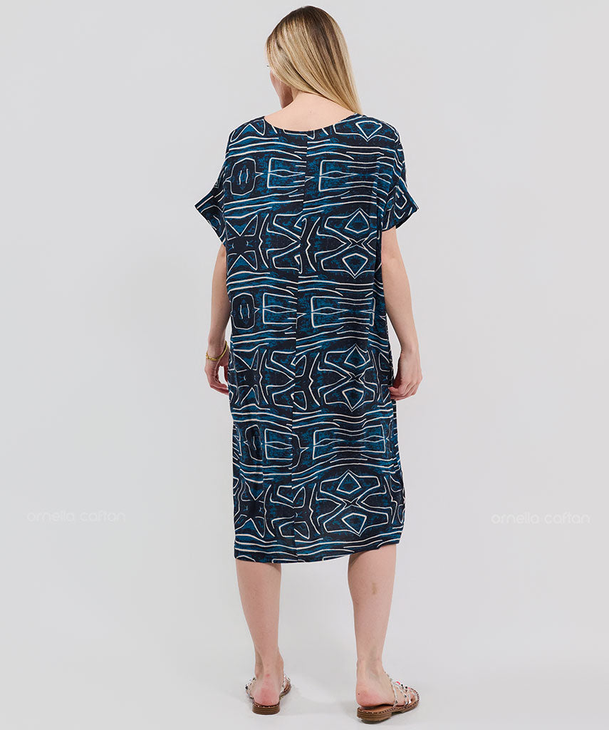 Kurzes, lässiges Taschenkleid