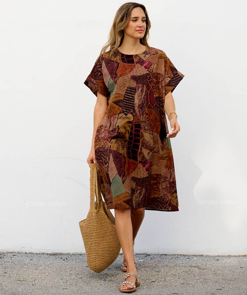 Kurzes, lässiges Kleid mit Taschen