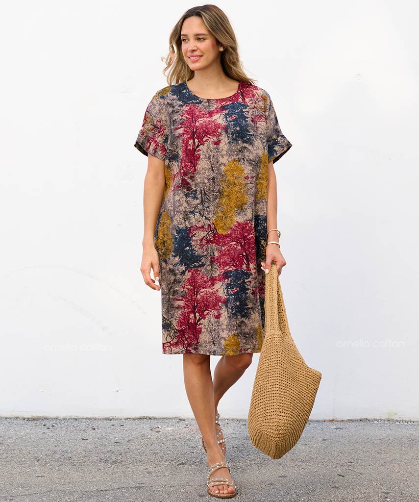 Kurzes, lässiges Kleid mit Taschen