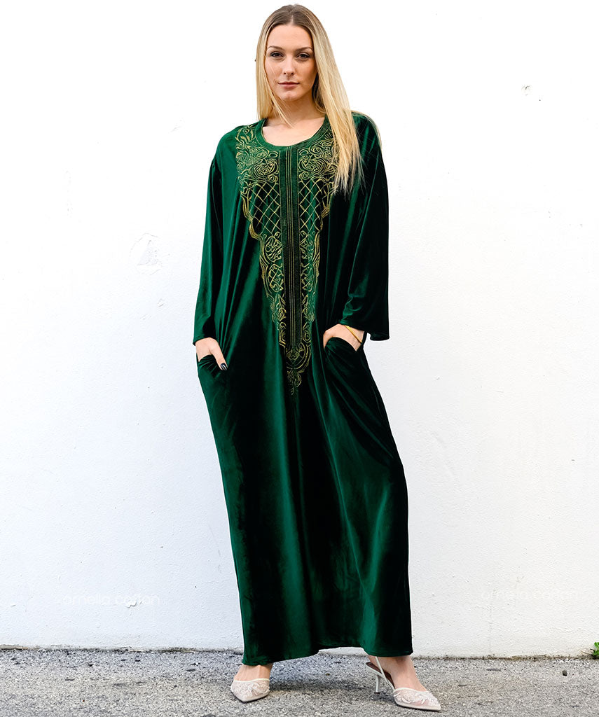 Warmer, gemütlicher Samt-Kaftan