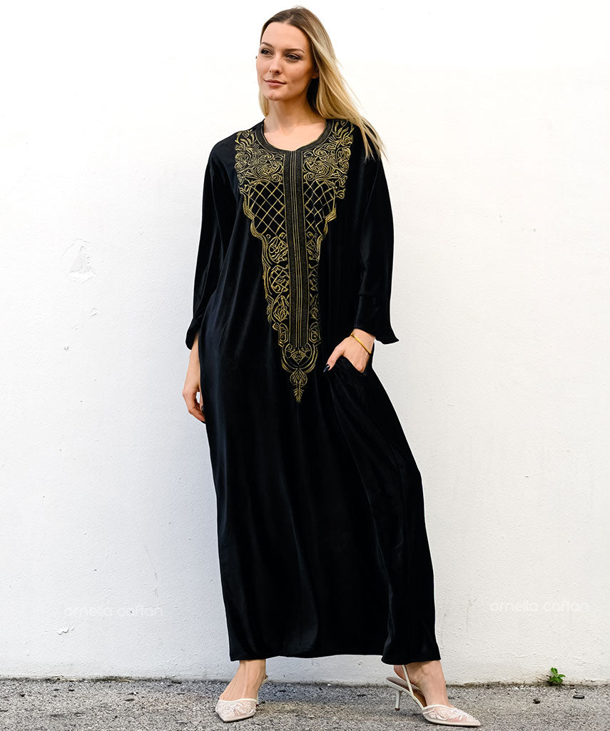 Warmer, gemütlicher Samt-Kaftan