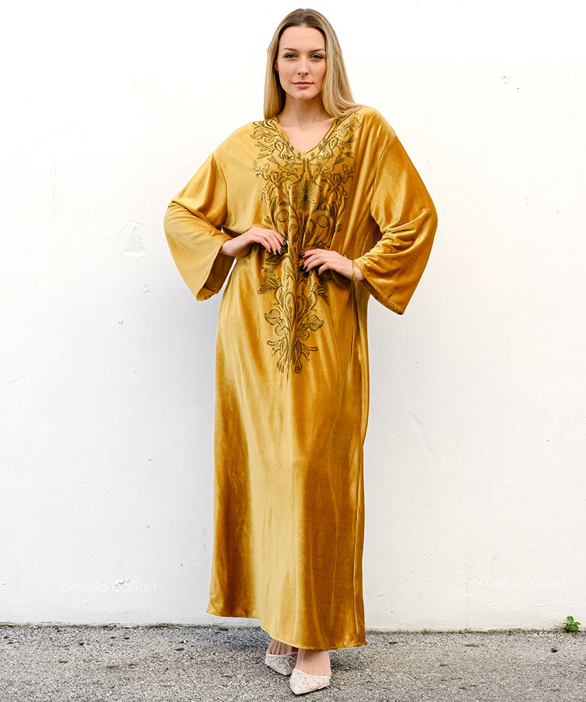 Warmer, gemütlicher Samt-Kaftan