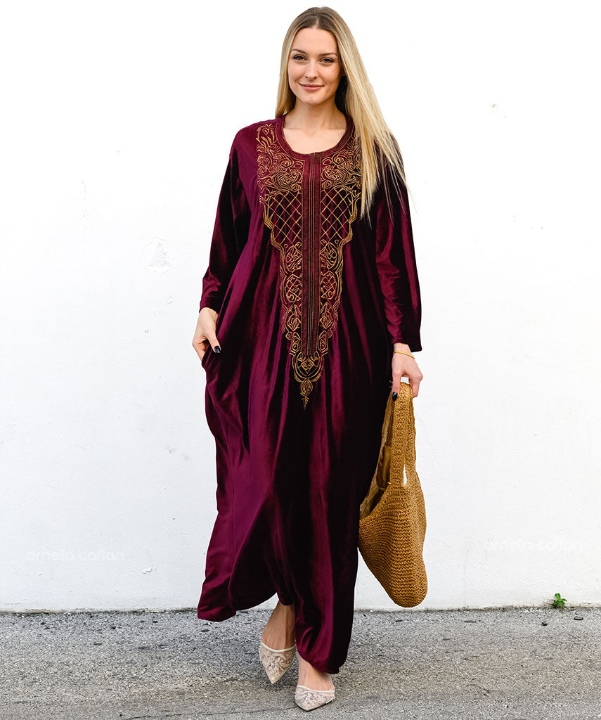 Warmer, gemütlicher Samt-Kaftan