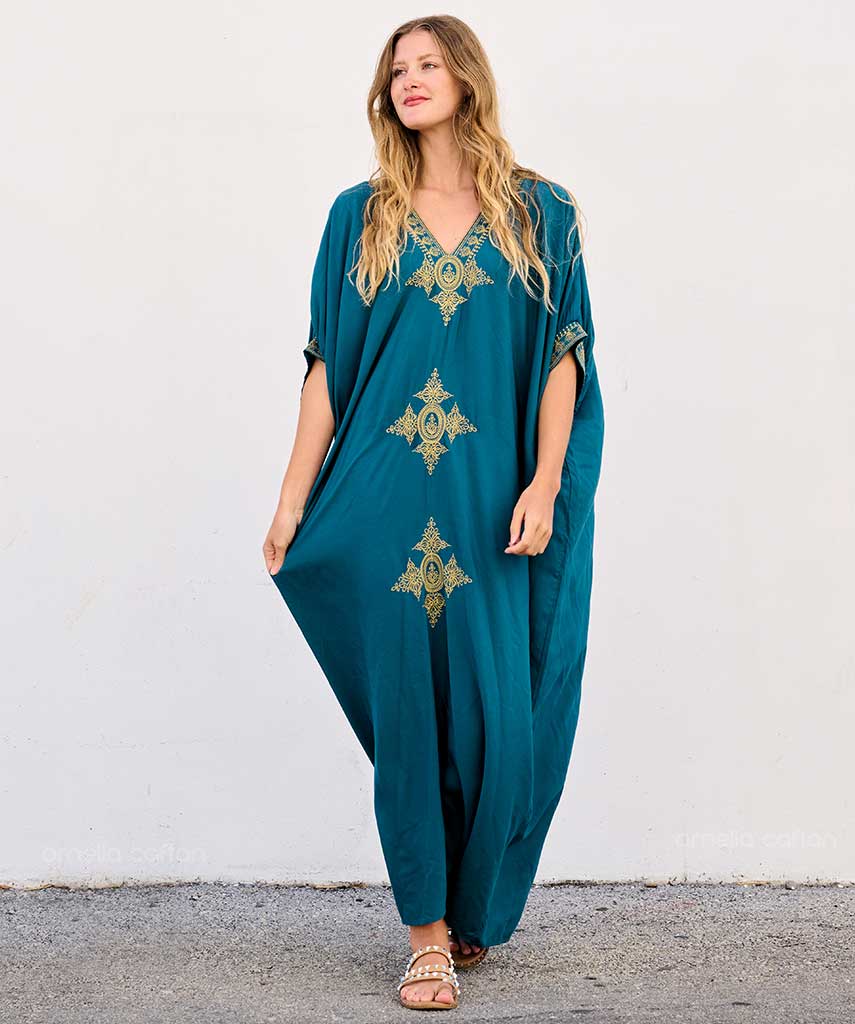 Lockerer, lässiger Kaftan