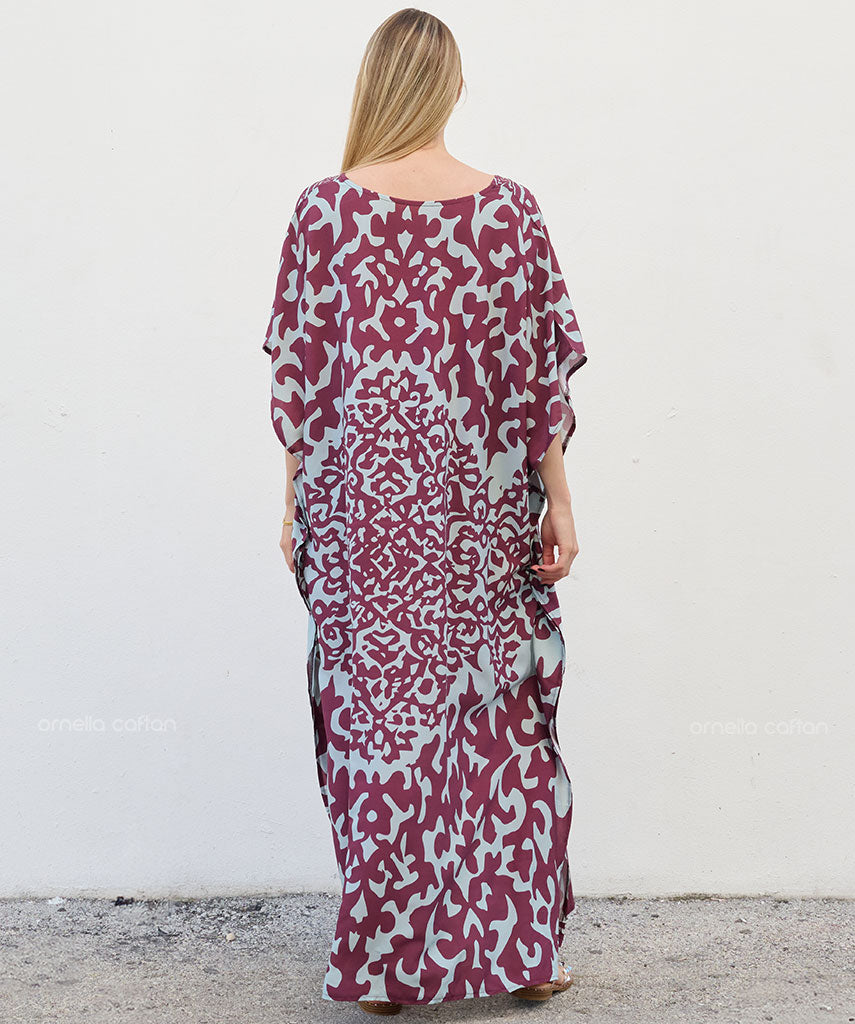 Lockerer, lässiger Kaftan