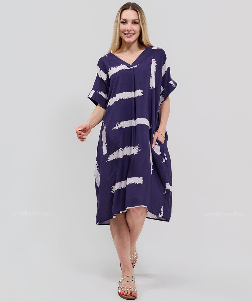 Kurzes, lässiges Taschenkleid