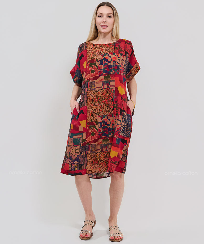 Kurzes, lässiges Kleid mit Taschen